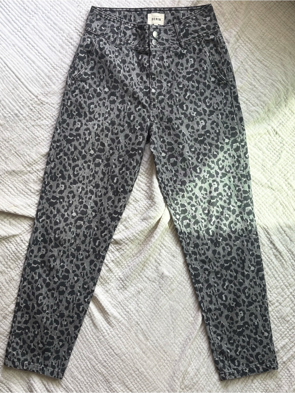 Sézane Timéo Denim Trousers Grey Leopard Print Tapered High-Rise Sz 6/38 - Picture 2 of 8